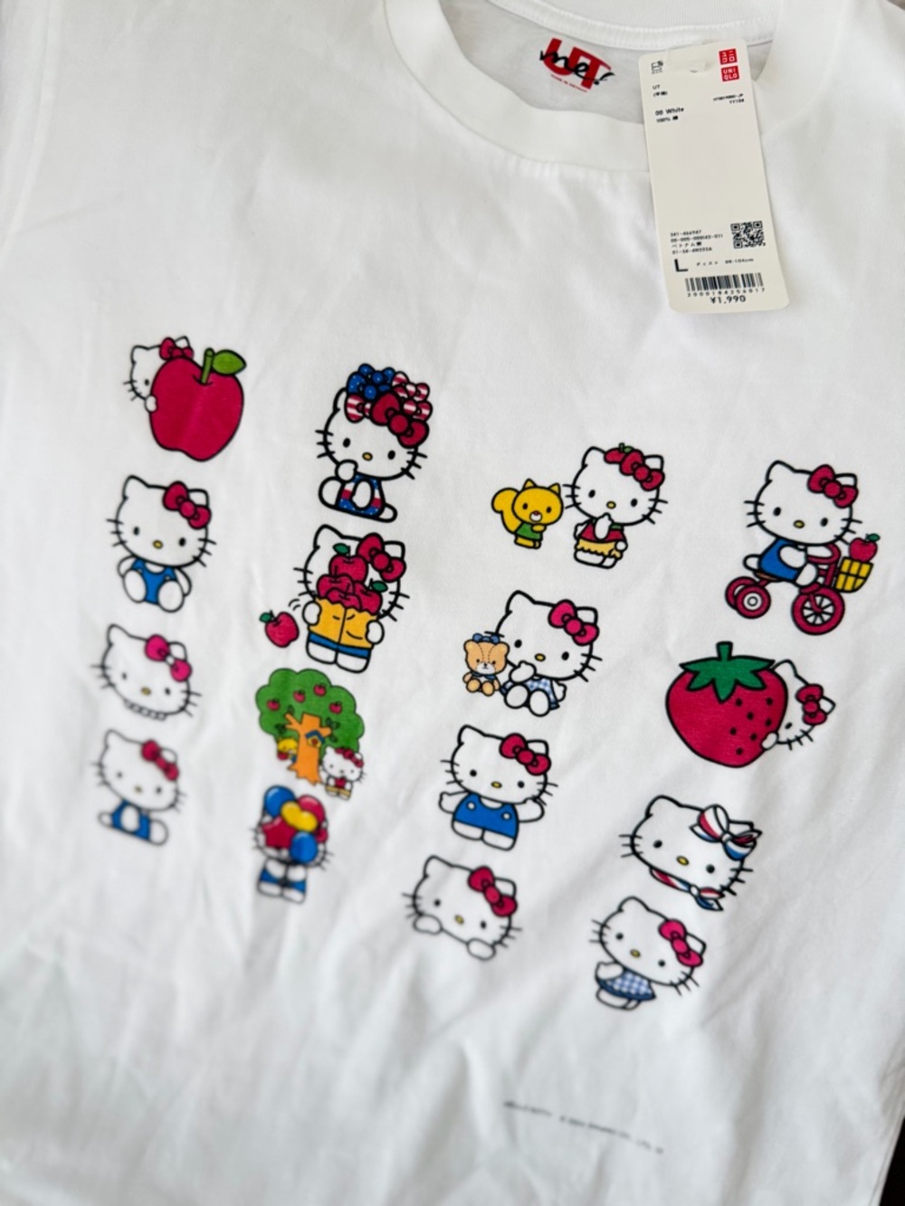 uniqlo hello kitty shirt limited edition